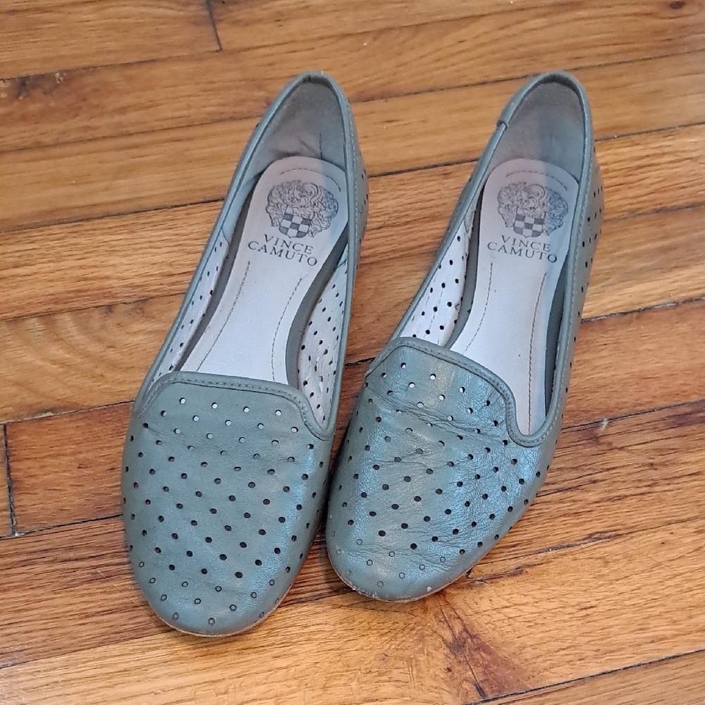 ⌛️ Leather Flats 8/10